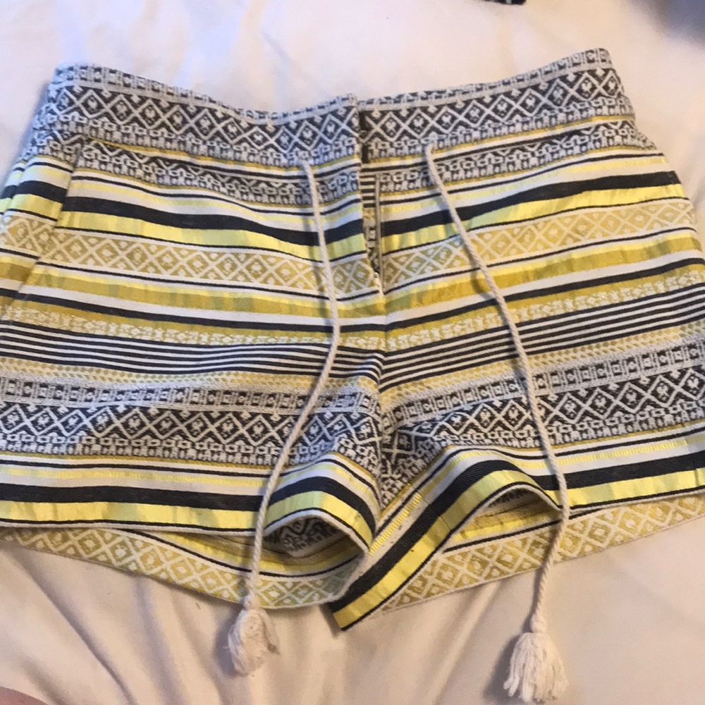 Patterned shorts